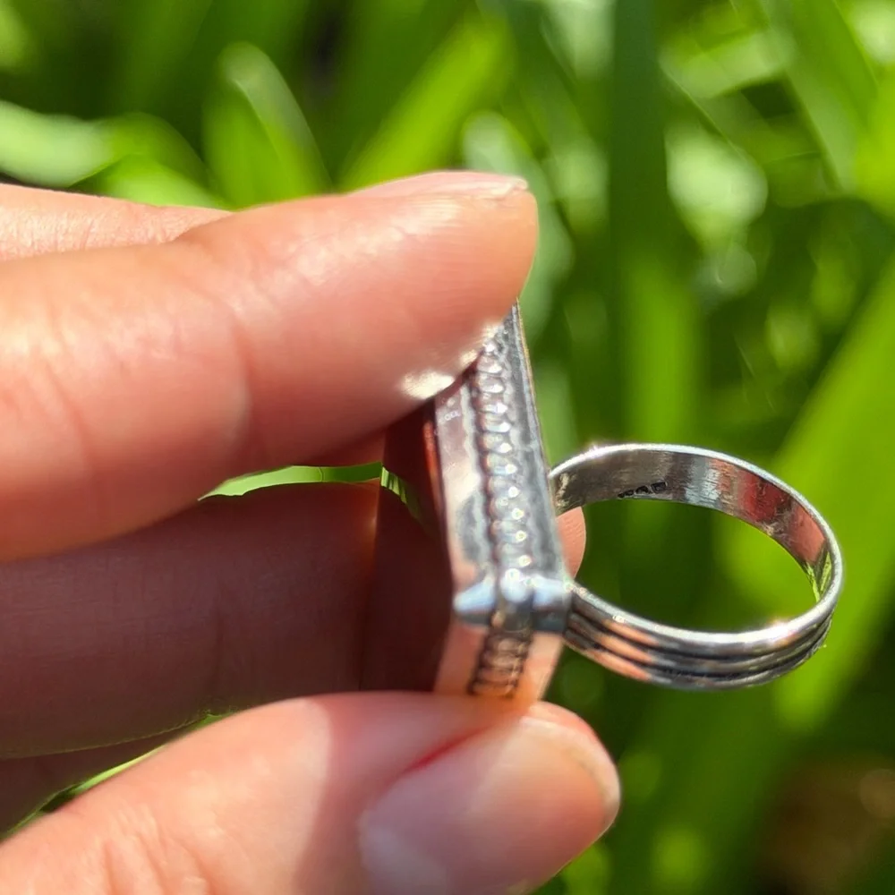 Size 7 925 silver plated large triangular red mookaite‎ ring 0503